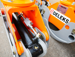 graifer buşteni dk 11 c pentru mini excavatoare și macarale forestiere