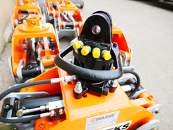 graifer pentru lemn cu rotor cu flanșă capacitate 2000kg pentru excavatoare mod dk 16 gr 30f