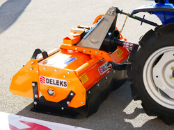 freză macinatoare amestecă așternut în avicultura deleks cardan ce inclus