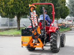 tocator hidraulic cu brat articulat cu cositoare sau tocator mod airone 130 tr