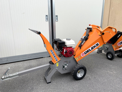 tocator lemn cu tambur si motor independent pentru producția de aschii de lemn mod dk 500 honda