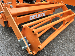 grapa rotativa cu tavalug pentru tractor mod kr 120