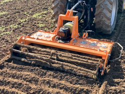 grapa rotativa cu tavalug pentru tractor mod kr 160