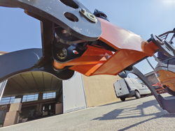 graifer pentru lemn cu rotor cu flanșă capacitate 2000kg pentru excavatoare mod dk 18 gr 100f