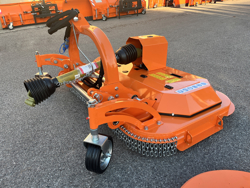 cositoare de gazon pentru tractoare agricole cu 8 cuțite pentru parcuri și peluze mod dm150 interfila