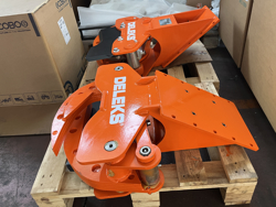 graifer forestier hidraulic cu lama de taiere atasata pentru mini excavator cleste mod cf 11