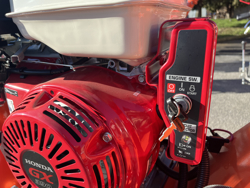 concasor crengi cu motor cu ardere internă honda producție de așchii de lemn mod dk 800 honda