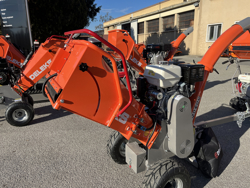 concasor crengi cu motor cu ardere internă honda producție de așchii de lemn mod dk 800 honda