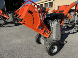 tocator lemn cu tambur si motor independent pentru producția de aschii de lemn mod dk 800 lf