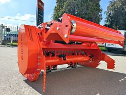 tocator de serie grea deplasabil universal cu ciocane pentru tractoare mod gorilla 150