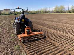 grapa rotativa cu tavalug pentru tractor mod kr 210