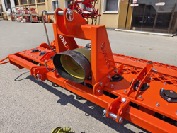 grapa rotativa cu tavalug pentru tractor mod kr 210r