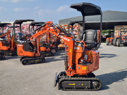 mini excavator compact m60