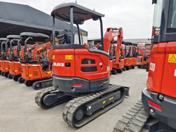 mini excavator compact 2.7 ton mod s280 kubota