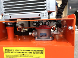 tocatoare cu brat articulat hidraulic cu tocator sau cositoare mod merlo