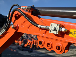 mini excavator compact m90se