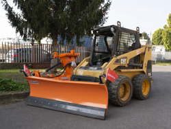 снегоотвал 220см средней серии универсальная сцепка для мини погрузчиков мод ln 220 м