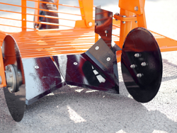 картофелекопалка для трактора картофелекомбайн однорядный мод dpt 150