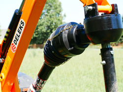 бур почвенный с широкоугольным карданом и гидравлическим поршнем для тракторов мод l 50h