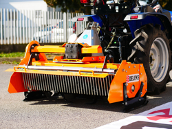 фреза ворошитель смешивает и переворачивает подстилку в птицефермах кардан ec включен