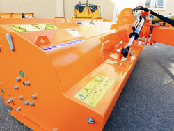 мульчирователь для обочин тяжелой серии для тракторов ширина 180 см измельчитель мод alce 180