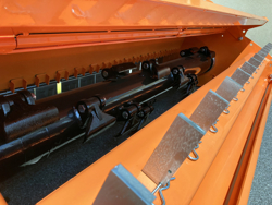 измельчитель молотковый тяжелой серии со смещением универсальный для тракторов мод toro 200