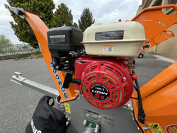 измельчитель древесных отходов с независимым двигателем для производства щепы мод dk 500 lf