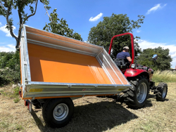 прицеп авторизованный трехсторонний для тракторов мод rm 14 t3