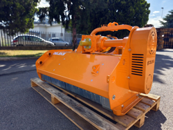 мульчер травы и веток молотковый средней серии рабочая ширина 120см для тракторов lincione 120 sp rev