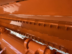 измельчитель с молотками и смещением к тракторам для виноградников мод gepard 210