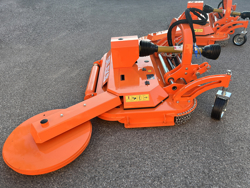 косилка газонная для сельскохозяйственных тракторов с 8 я ножами для парков и газонов мод dm150 interfila