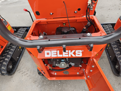 мини экскаватор компактный с резиновыми гусеницами и набором аксессуаров мод m80