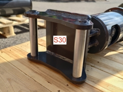 Бур почвенныи навеснои мини экскаватор компактныи с резиновыми гусеницами и набором аксессуаров мод s100 s30