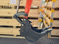 мини экскаватор компактный с резиновыми гусеницами и набором аксессуаров мод s120 s30